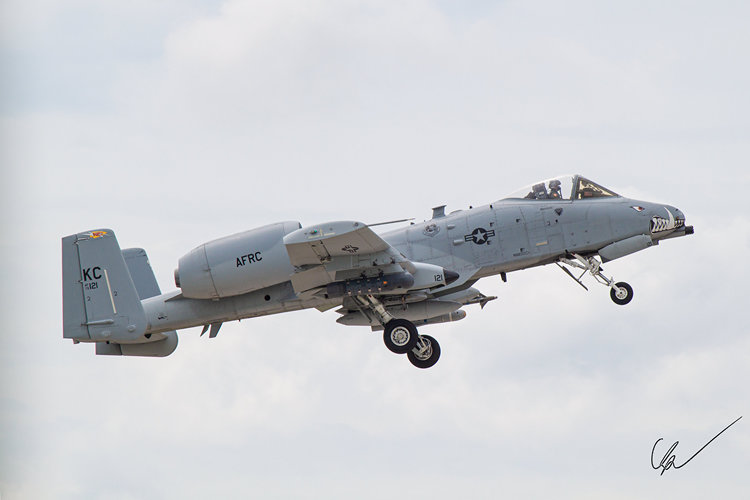 A-10 Warthog raising gear